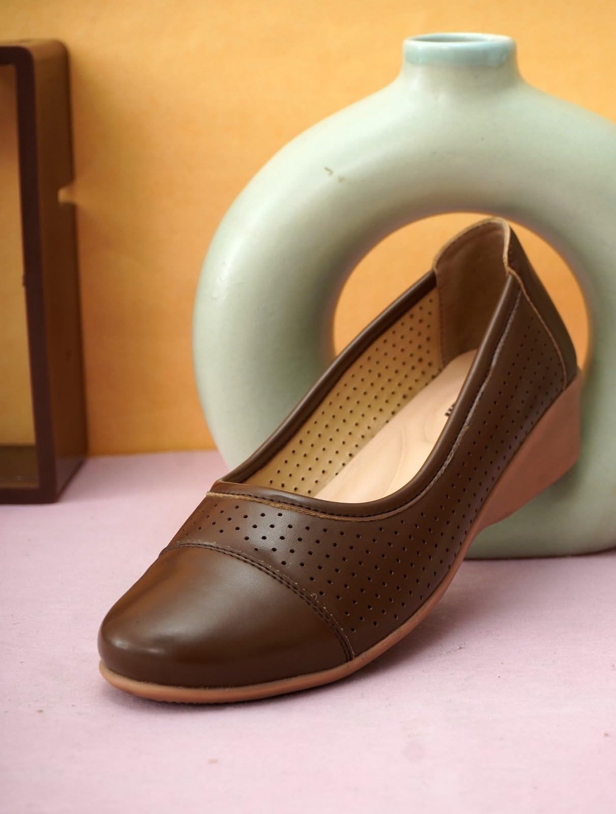 Moshun Women’s Closed Toe Belly Shoes, (Brown)