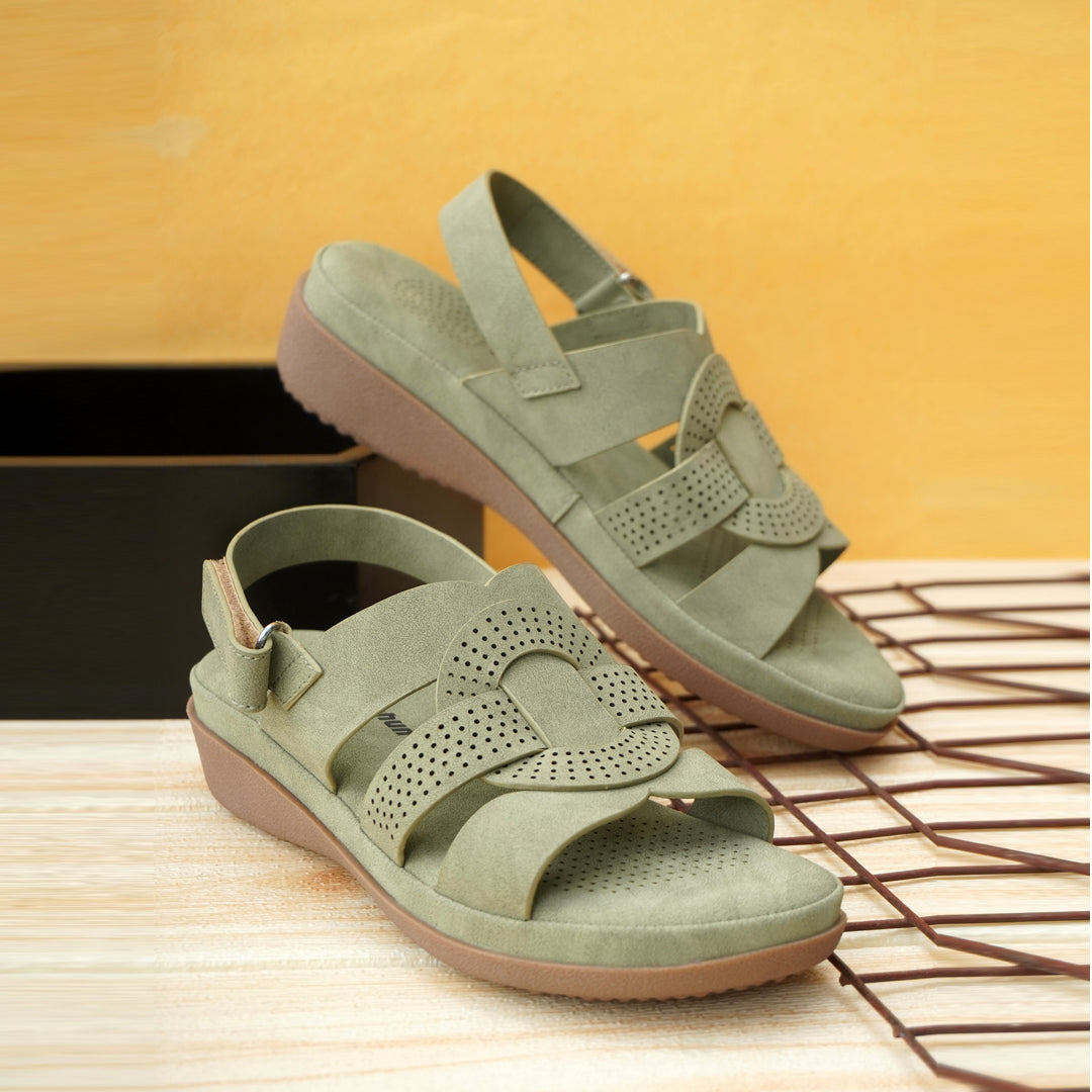 Moshun Women’s Criss Cross Matte Finish Flat Sandals (Olive)